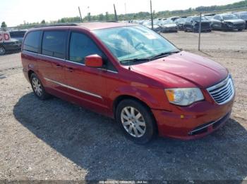  Salvage Chrysler Town & Country