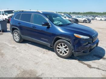  Salvage Jeep Cherokee