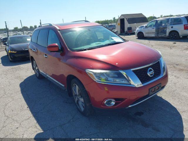  Salvage Nissan Pathfinder
