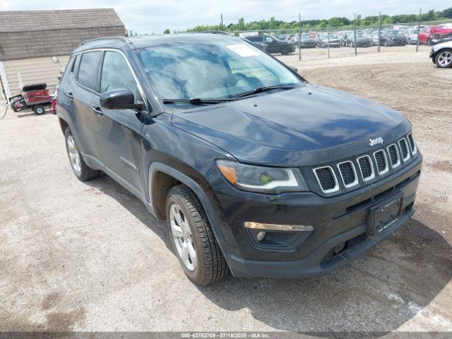  Salvage Jeep Compass
