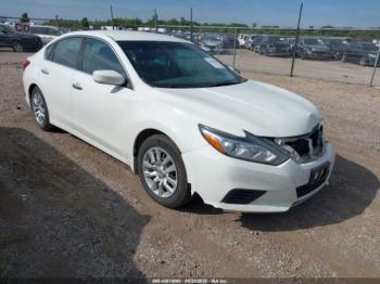  Salvage Nissan Altima