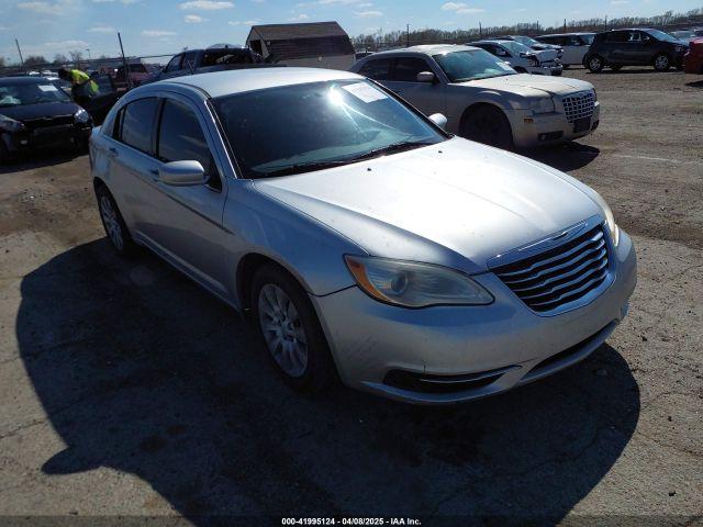  Salvage Chrysler 200