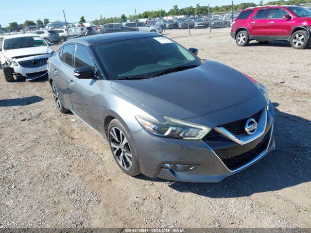  Salvage Nissan Maxima