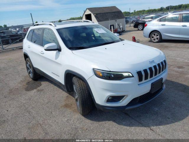  Salvage Jeep Cherokee