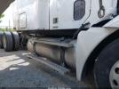 Freightliner Conventional Columbia Image 15