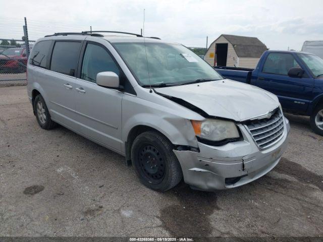  Salvage Chrysler Town & Country
