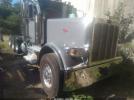 Peterbilt 589 Image 1