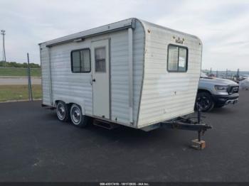  Salvage Trailer Lazyn