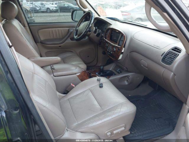 Toyota Sequoia Limited V8 Image 7