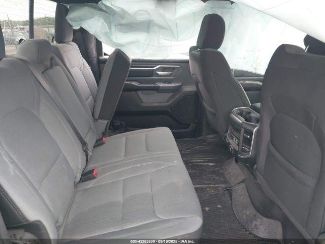 Ram 1500 Big Horn  4x4 6'4 Box Image 16