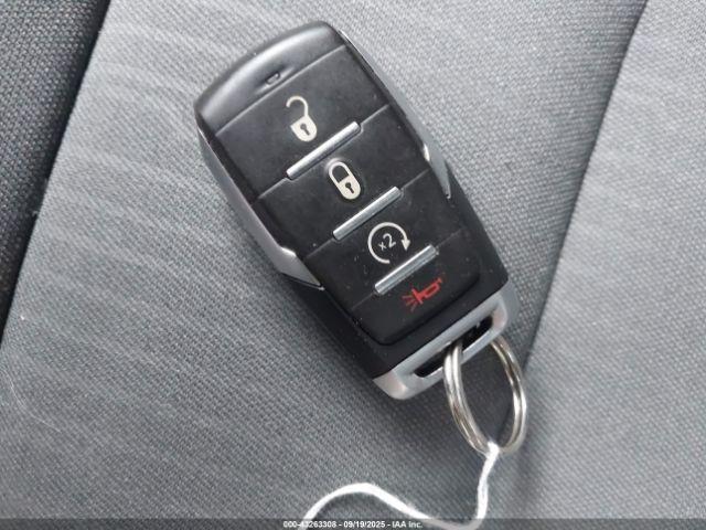 Ram 1500 Big Horn  4x4 6'4 Box Image 6