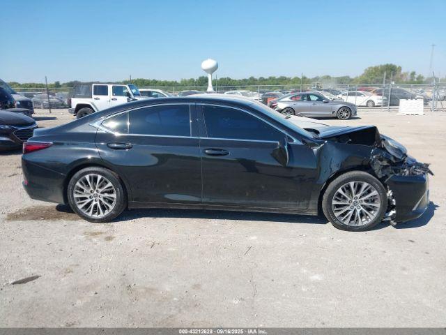 Lexus Es Image 12