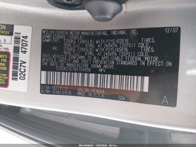 Toyota Sienna Le Image 3