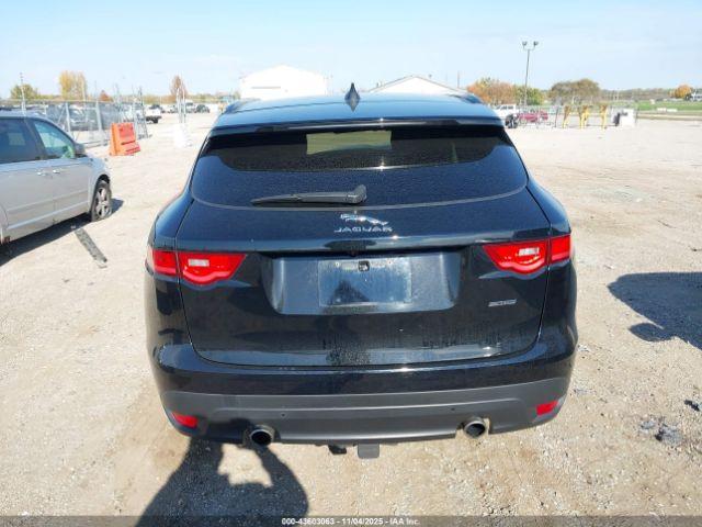 Jaguar F-PACE 35t Premium Image 14