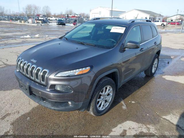 Jeep Cherokee Latitude Image 2