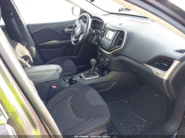 Jeep Cherokee Latitude Image 6