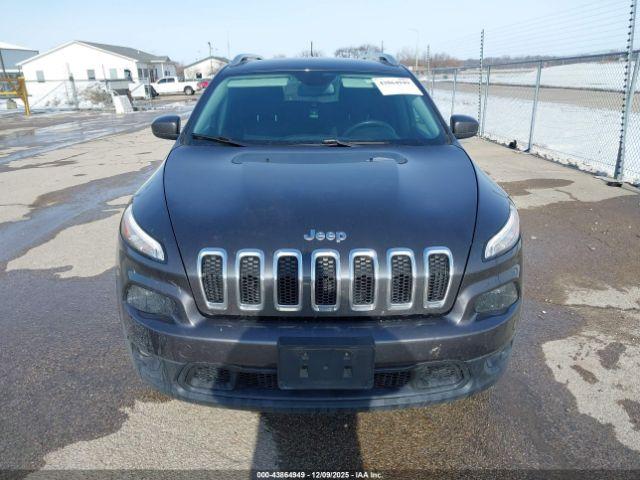 Jeep Cherokee Latitude Image 8
