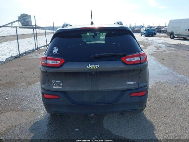 Jeep Cherokee Latitude Image 11