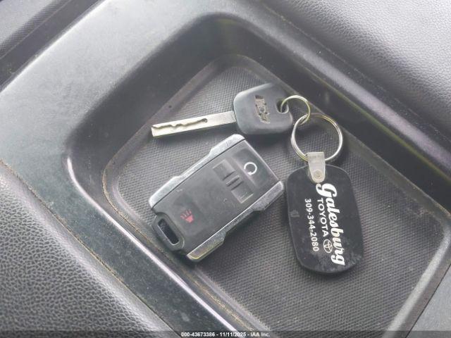 Chevrolet Silverado 1500 2lt Image 12