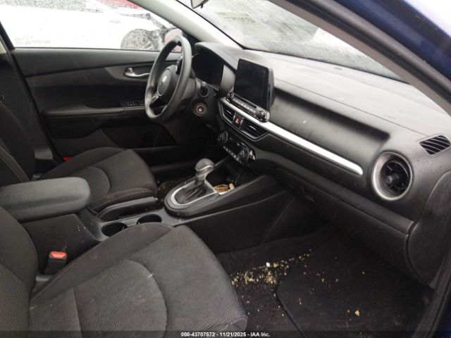 Kia Forte Lxs Image 3