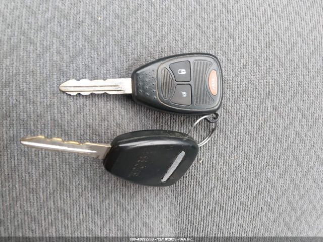 Chrysler Town & Country Lx Image 9