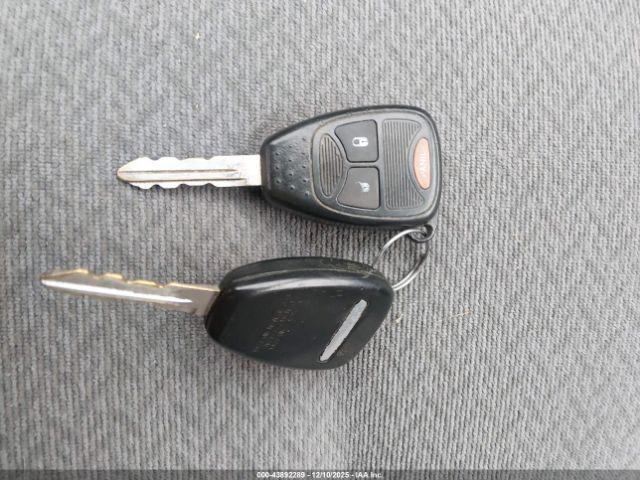 Chrysler Town & Country Lx Image 9