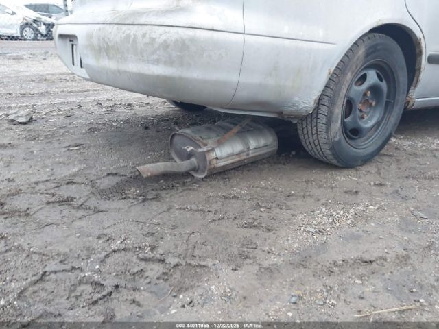 Chevrolet Prizm Image 9