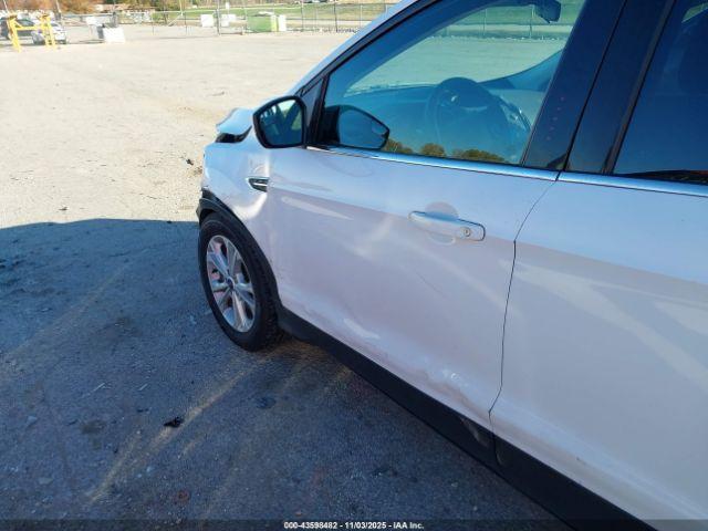 Ford Escape Se Image 15