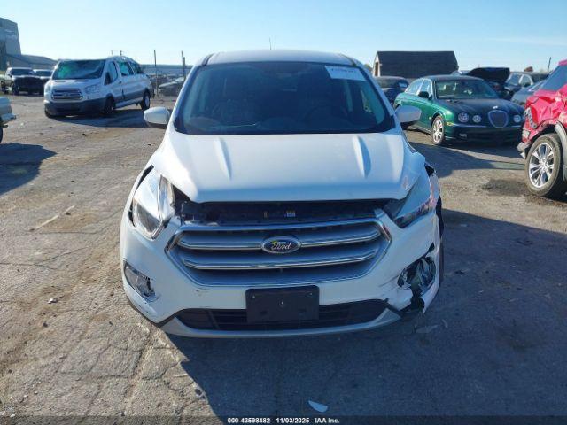 Ford Escape Se Image 9