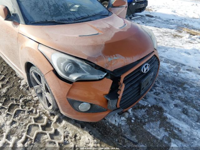 Hyundai VELOSTER Image 6