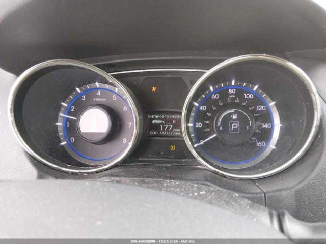 Hyundai SONATA Gls Image 9