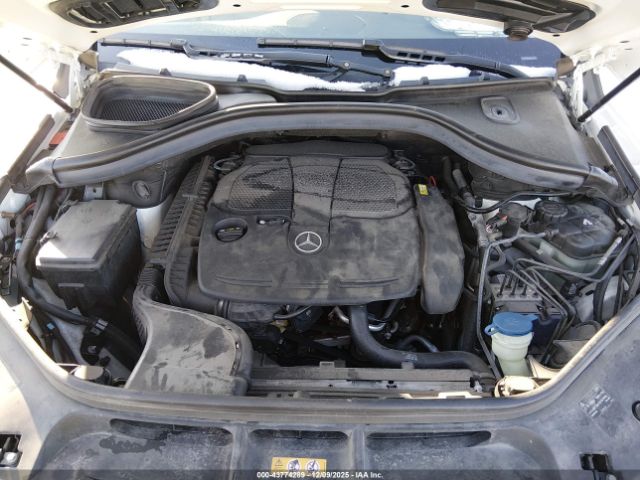 Mercedes-Benz M-Class 4matic Image 5