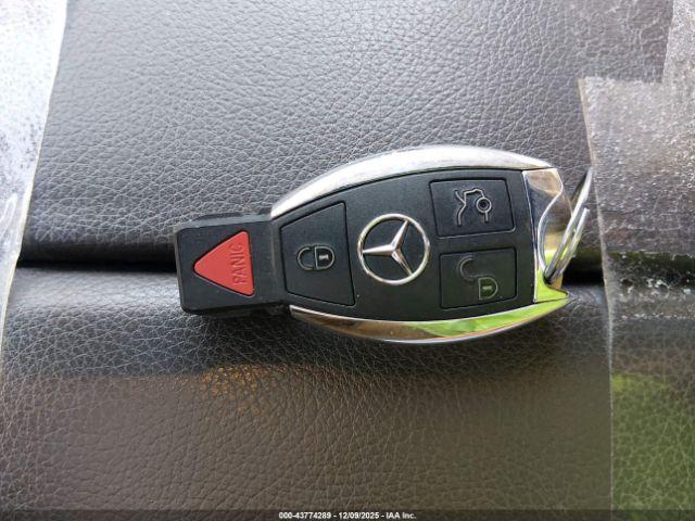Mercedes-Benz M-Class 4matic Image 9