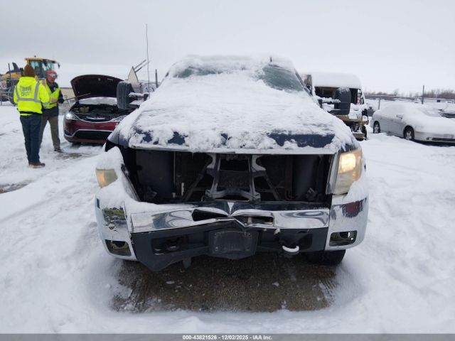 Chevrolet Silverado 2500 Lt Image 8