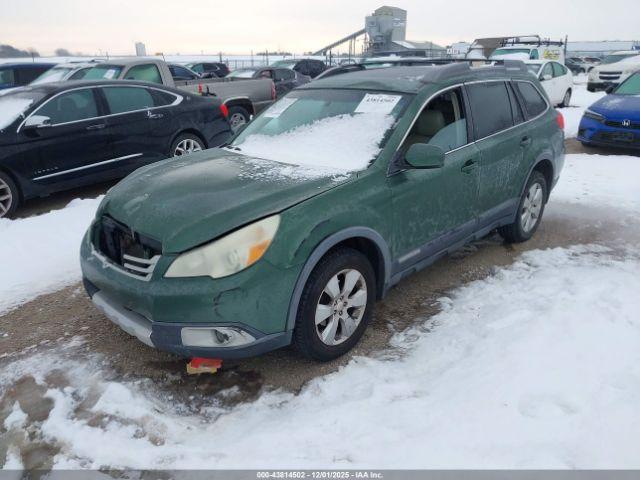 Subaru Outback 2.5i Limited Image 3
