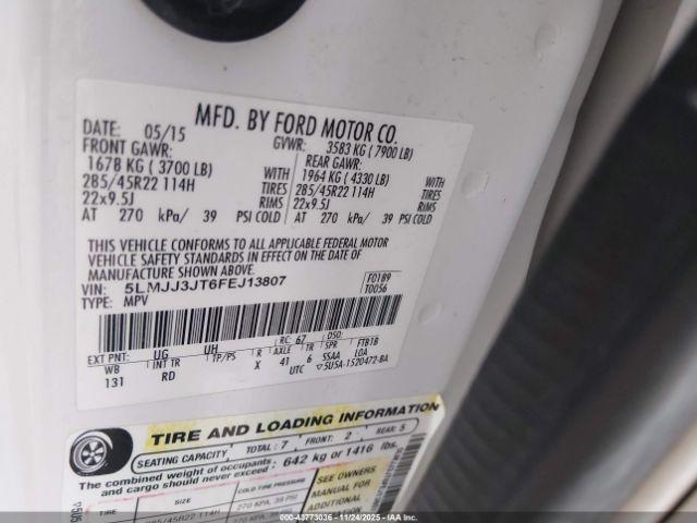 Lincoln Navigator Image 12