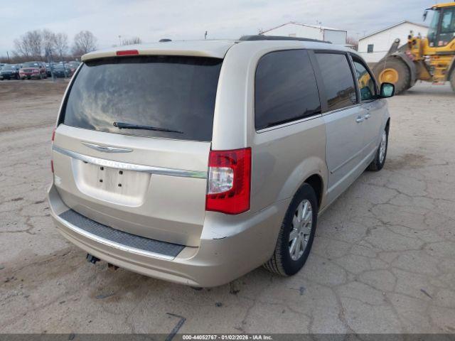 Chrysler Town & Country Touring Image 2
