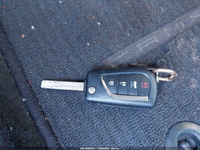 Toyota Camry Se Image 5