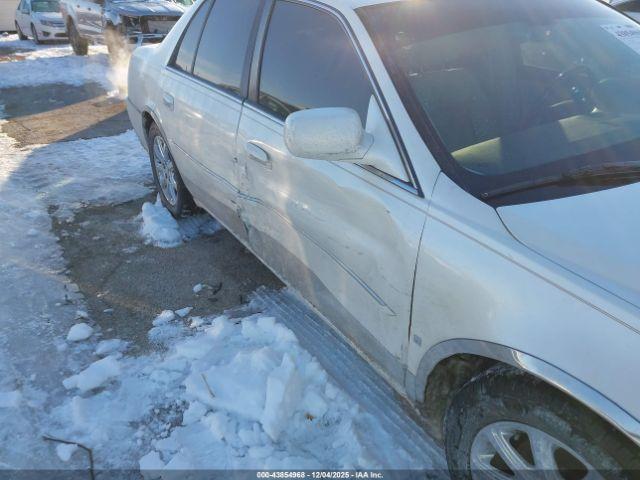 Cadillac DTS 1sd Image 5