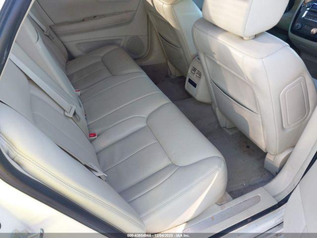 Cadillac DTS 1sd Image 7