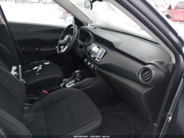 Nissan Kicks S Xtronic Cvt Image 10