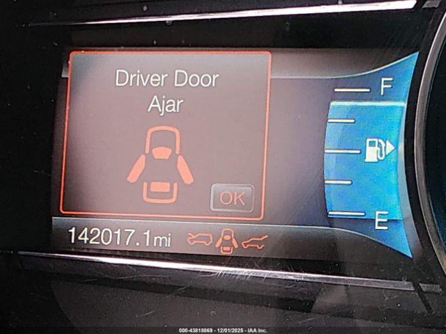 Ford Explorer Xlt Image 4