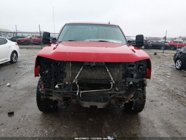 Chevrolet Silverado 2500 Image 15