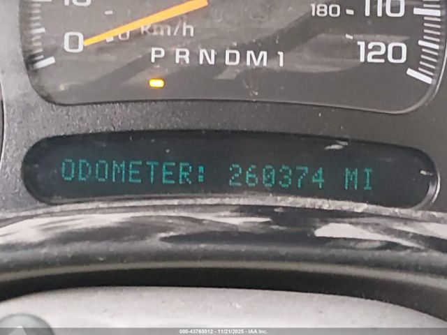 Chevrolet Silverado 2500 Image 4