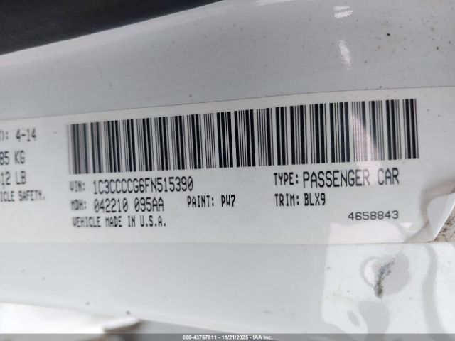 Chrysler 200 C Image 17