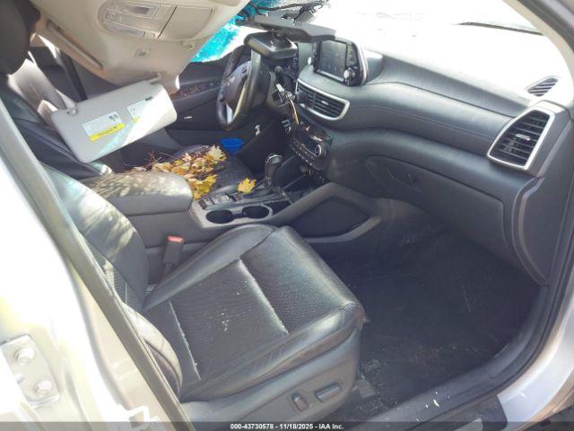 Hyundai TUCSON Limited Image 4