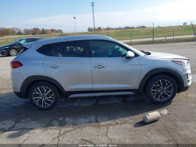 Hyundai TUCSON Limited Image 13