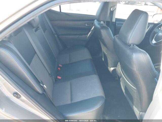 Toyota Corolla Se Image 15