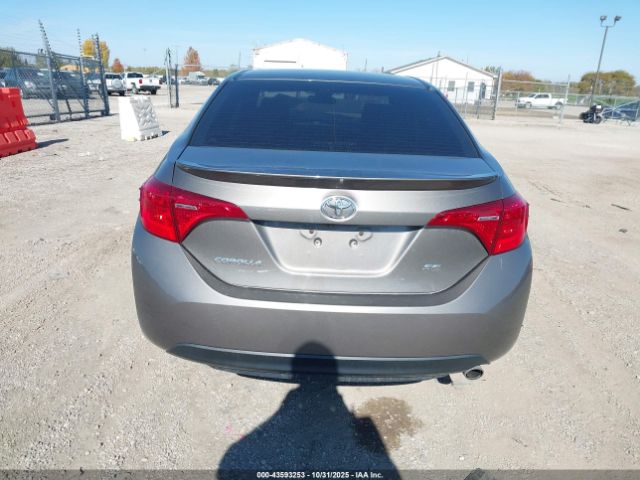 Toyota Corolla Se Image 10