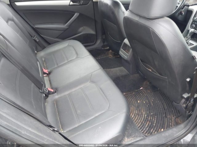 Volkswagen Passat 2.5l Se Image 11
